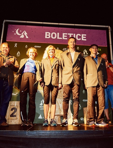 Běhej lesy Boletice: Noční závod s rekordní účastí