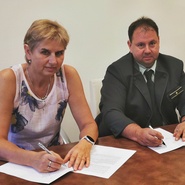 předsedkyně ČSV J. Machová a ředitel VLS P. Král 